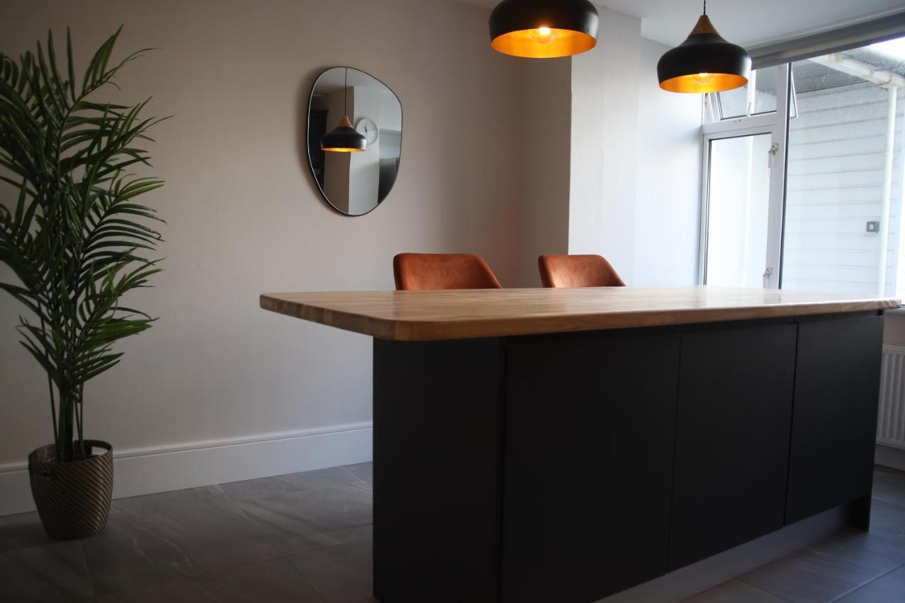 Crawford House- Scholarlee Living Apartments Cork Exterior foto